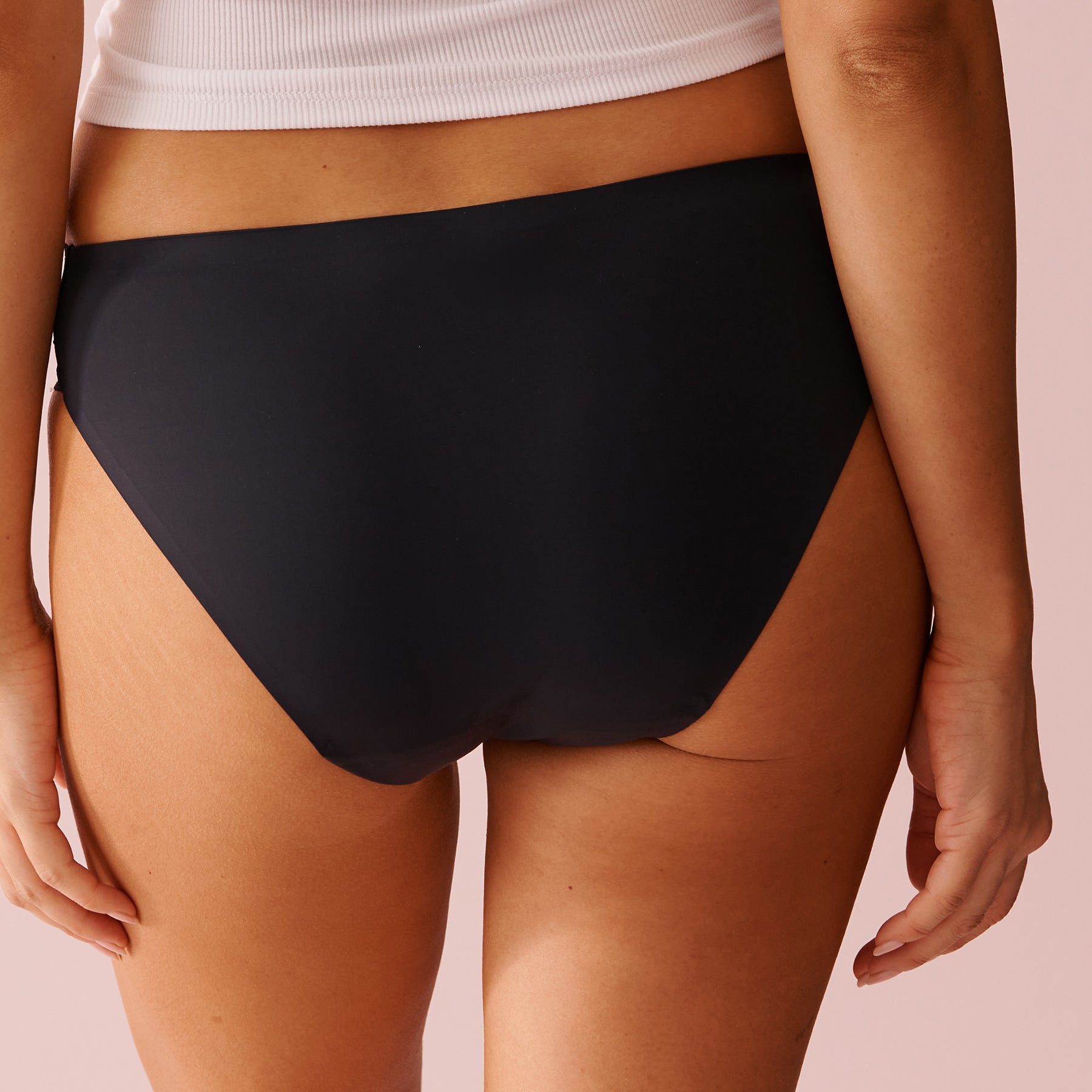 Back of the black bikini period panty – NEWEX