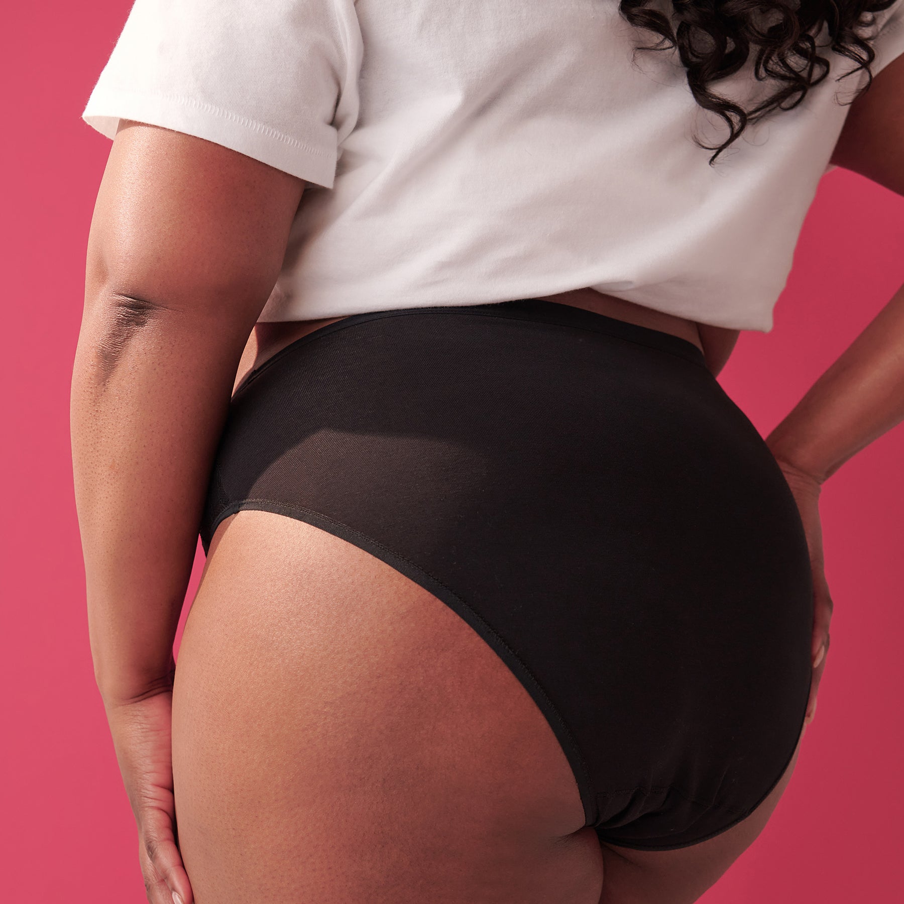 Back of the black high waist bikini period panty – NEWEX