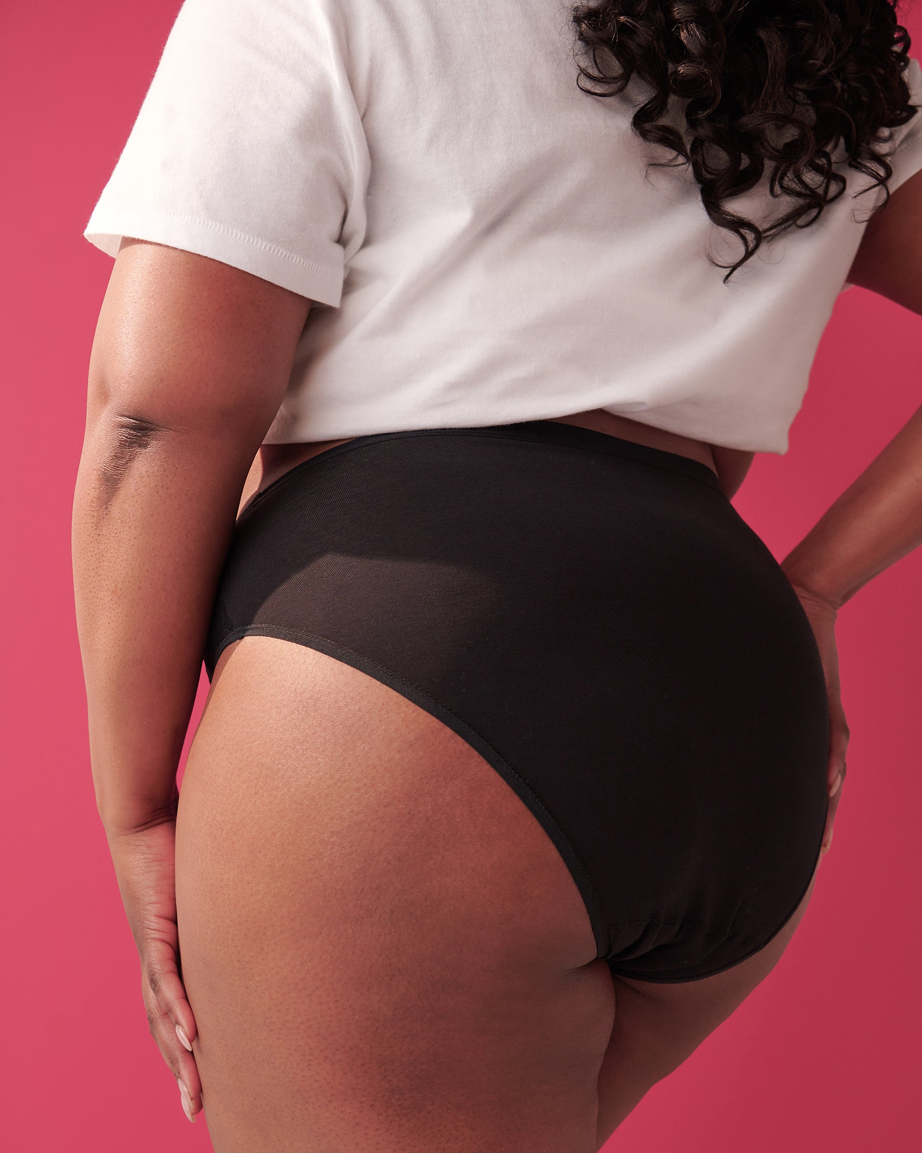 Back of the black high waist bikini period panty – NEWEX